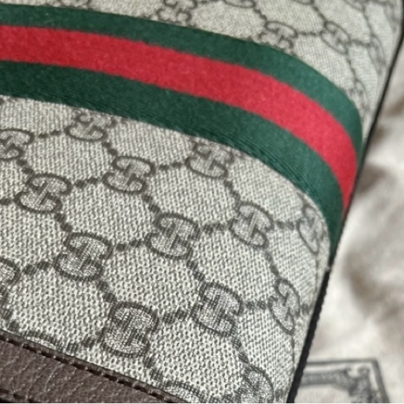 Gucci Ophidia Small Tote Bag used 2 times,the shoulder strap is missing - Picture 4 of 9